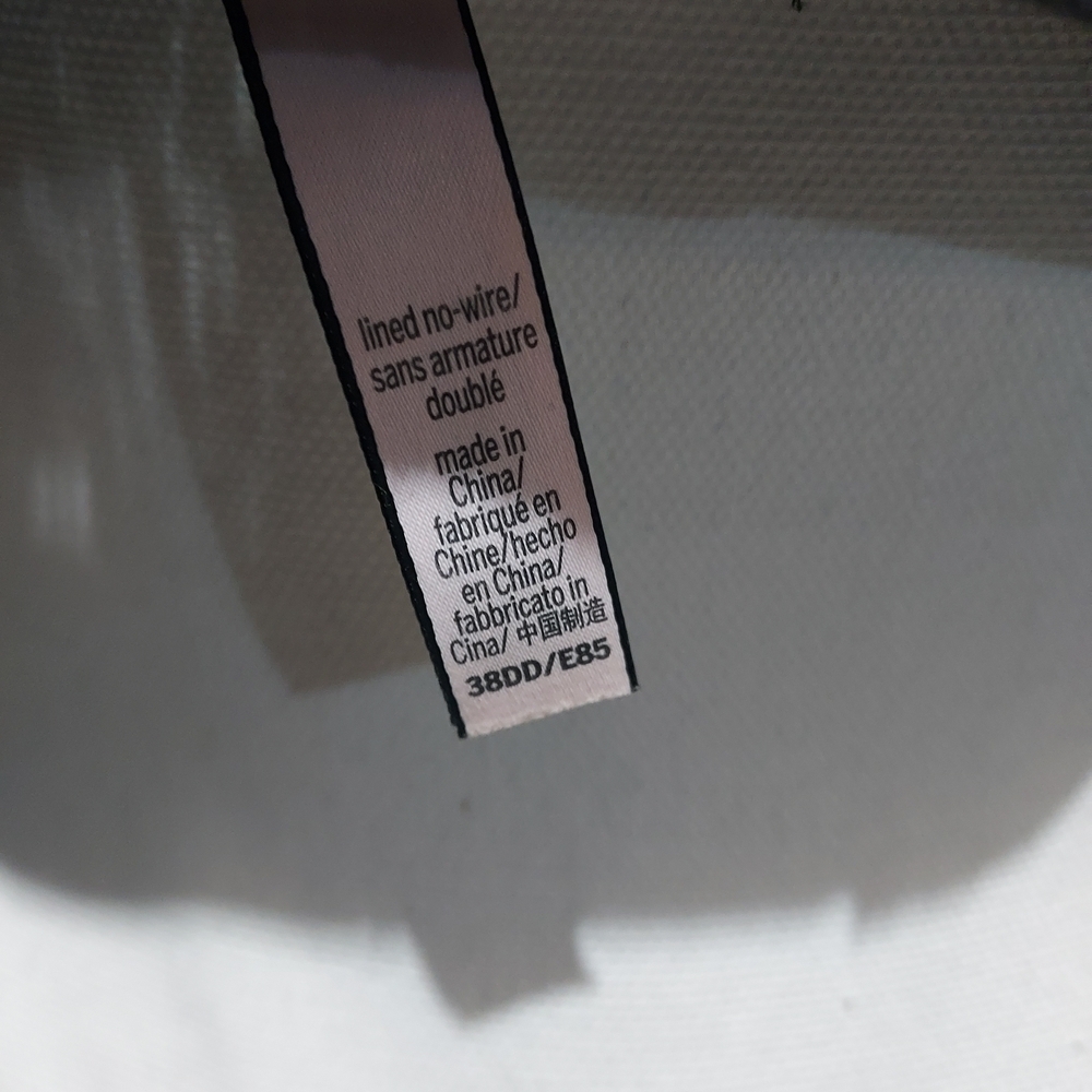 Victoria's Secret Black Lace Push-Up Bra - Picture 5 of 8